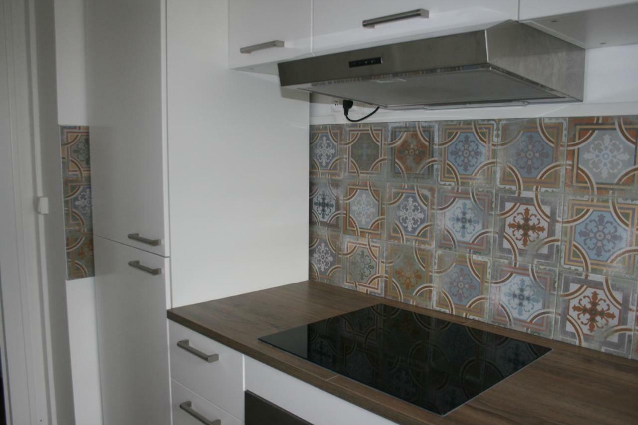 Le Haras Apartment Libourne Bagian luar foto